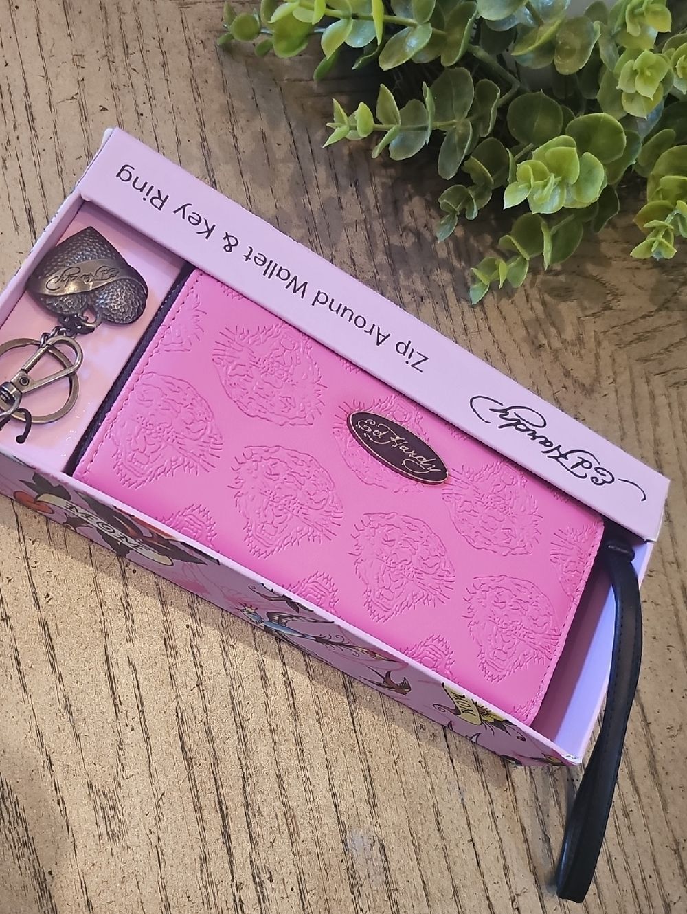 Ed Hardy Hot Pink Zip Around Wallet with Key Ring NWT
